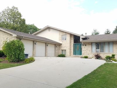 14615 S East Abbott Rd, Homer Glen, IL, 60491