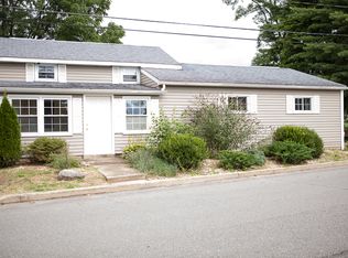 2030 Hays Ln, Williamsport, PA 17701