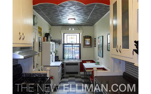 Sold by Douglas Elliman | media 23