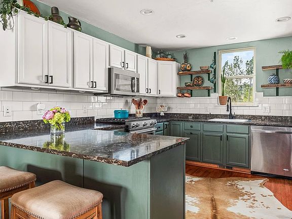 shared kitchen. furnished differently. photos pending.