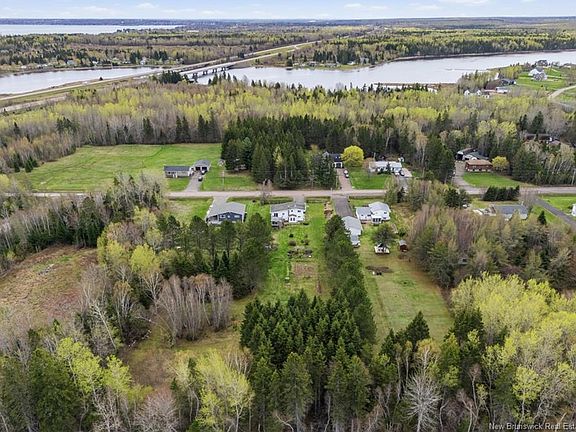 4th image of 1952 Shediac River Rd