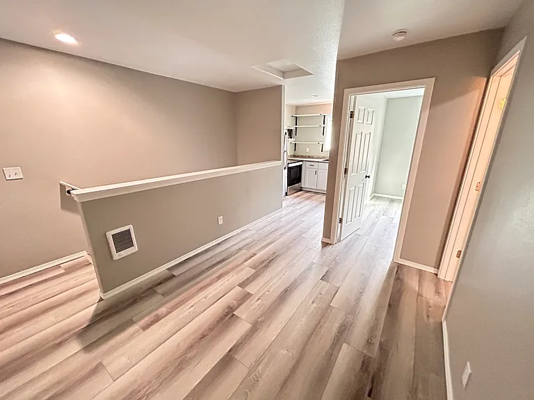 1611 McKinley Ave #D — Photo 3