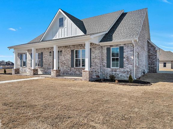 2nd image of 100 Arrow Dr