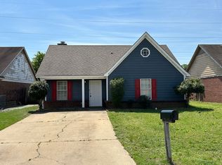 2941 Churchwell Dr, Horn Lake, MS 38637