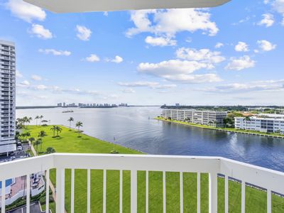 123 Lakeshore Drive #943, North Palm Beach, FL, 33408