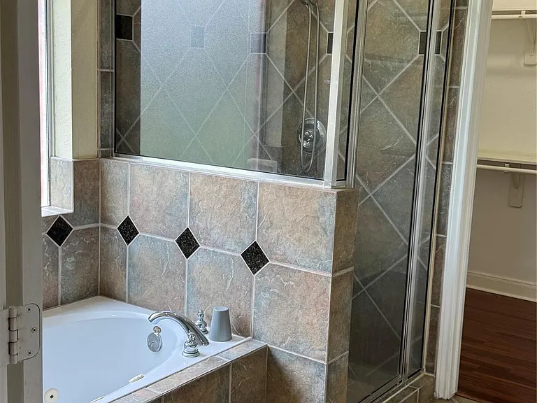 4409 Juan Carlos Ct — Photo 7