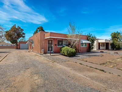 629 & 631 San Pedro Dr SE, Albuquerque, NM, 87108