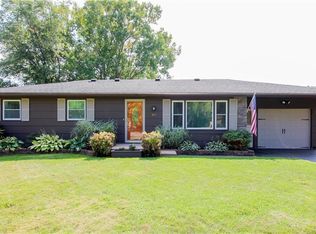 829 Weiland Rd, Rochester, NY 14626