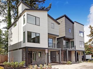 10415 SW 46th Pl #A, Portland, OR 97219