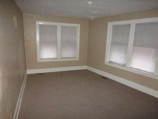 2nd image of 15042 Mack Ave