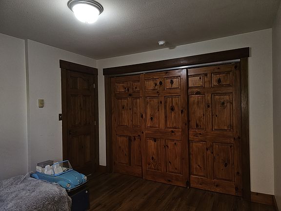 5th image of 130 E Kelly Ave APT 13