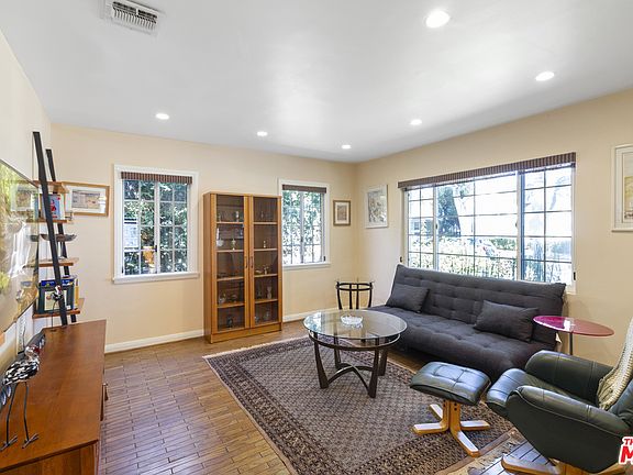 2nd image of 4243 Coolidge Ave
