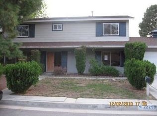 22200 Tioga Pl, Canoga Park, CA 91304