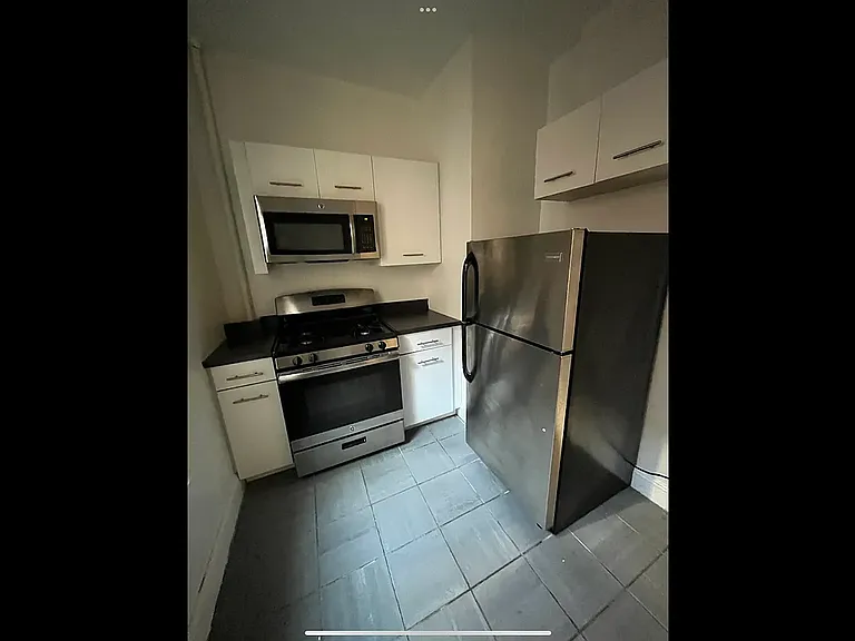 44-08 47th Ave #C5 — Photo 3