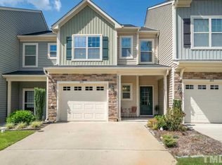 225 Cypress Hill Ln, Holly Springs, NC 27540