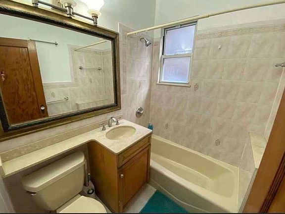 5th image of 34-51 Crescent St #1