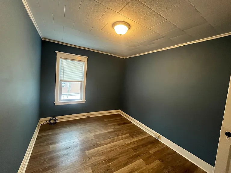 316-318 S Frankfort St #2 — Photo 9