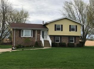 3282 Sand Beach Rd, Bad Axe, MI 48413