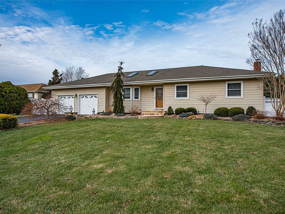 111 Williams S Way, Baiting Hollow, NY 11933 Zillow