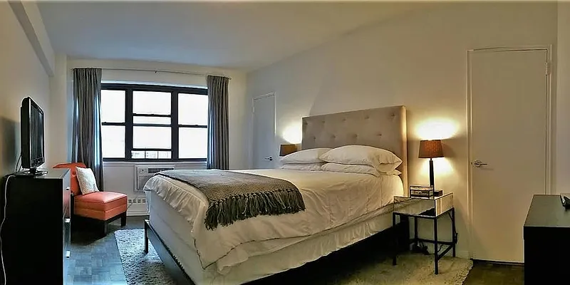 Rented by William Raveis Real Estate | media 6