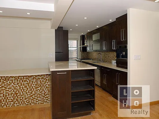 Rented by LoHo Realty | media 13