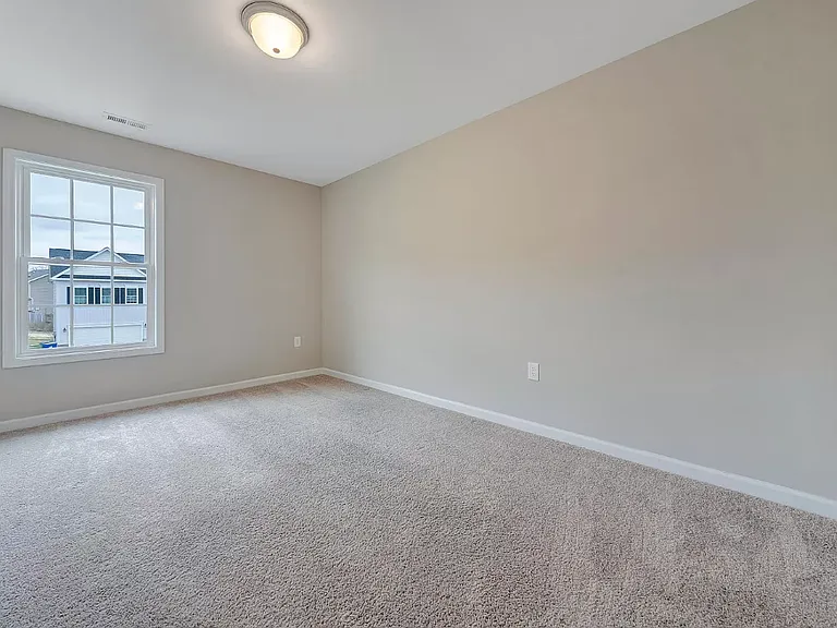 915 Holland Loop NW — Photo 21