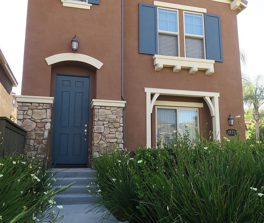 1st image of 1872 Khaki Ln