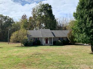 1865 Hogue Hollow Rd, Junction City, KY 40440