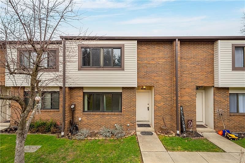 105 Springwater Ct, Coraopolis, PA 15108 Zillow