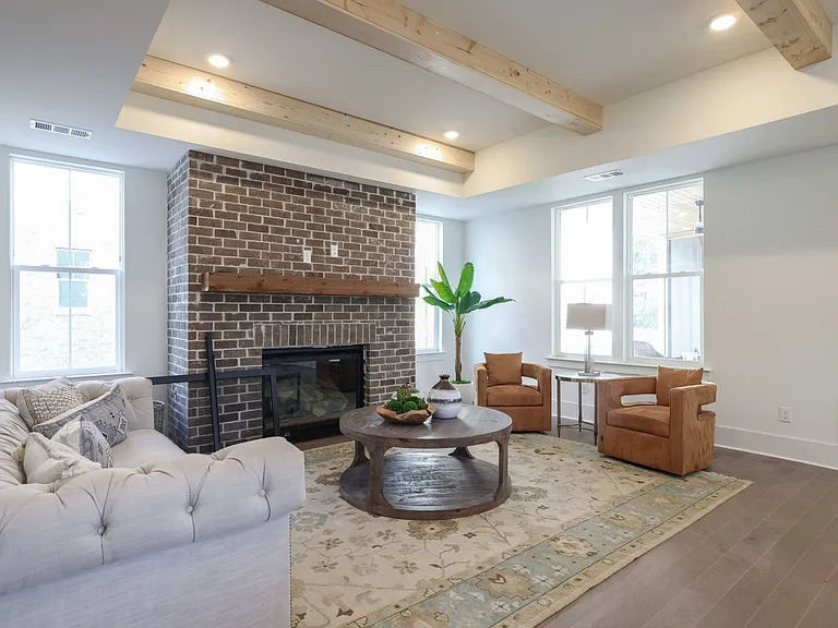 207 Fairground St #103 — Photo 14