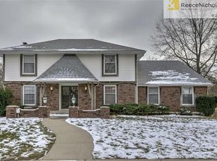 9543 Olmstead Rd, Kansas City, MO 64134