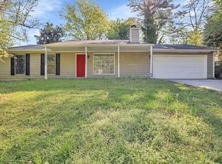 626 Dickens Rd, Lilburn, GA 30047