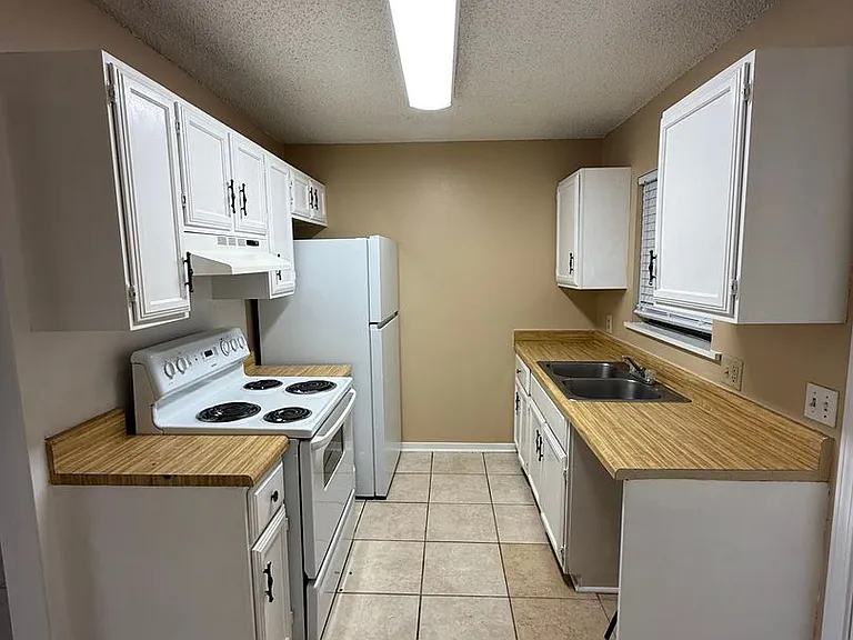 1658 Starboard Dr — Photo 4