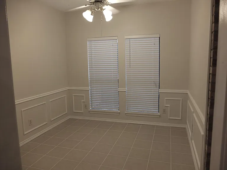 5020 Timberglen Dr — Photo 3