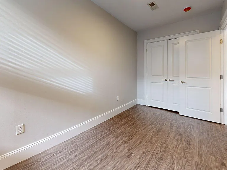 133 Paris St #1 — Photo 15