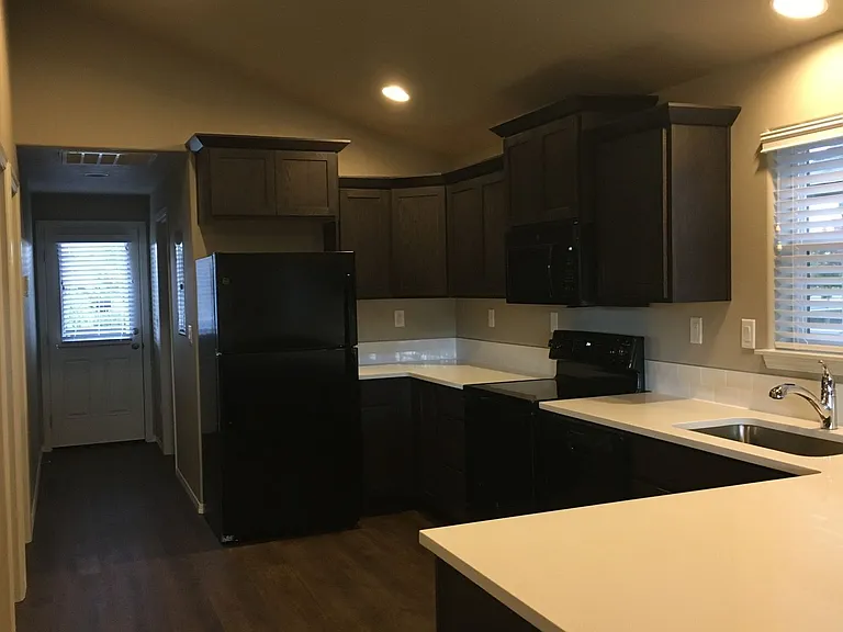 1510 SW 36th Loop — Photo 3