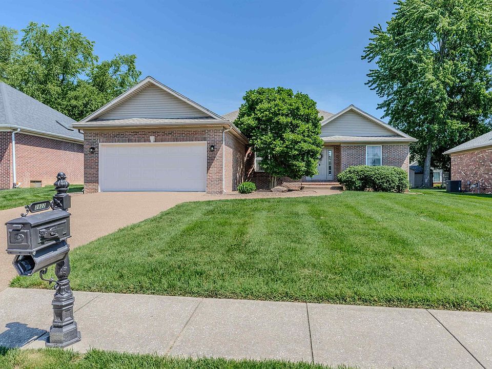 1st image of 2822 Beaumont Dr