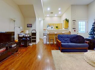 1617 N Sydenham St APT 1, Philadelphia, PA 19121