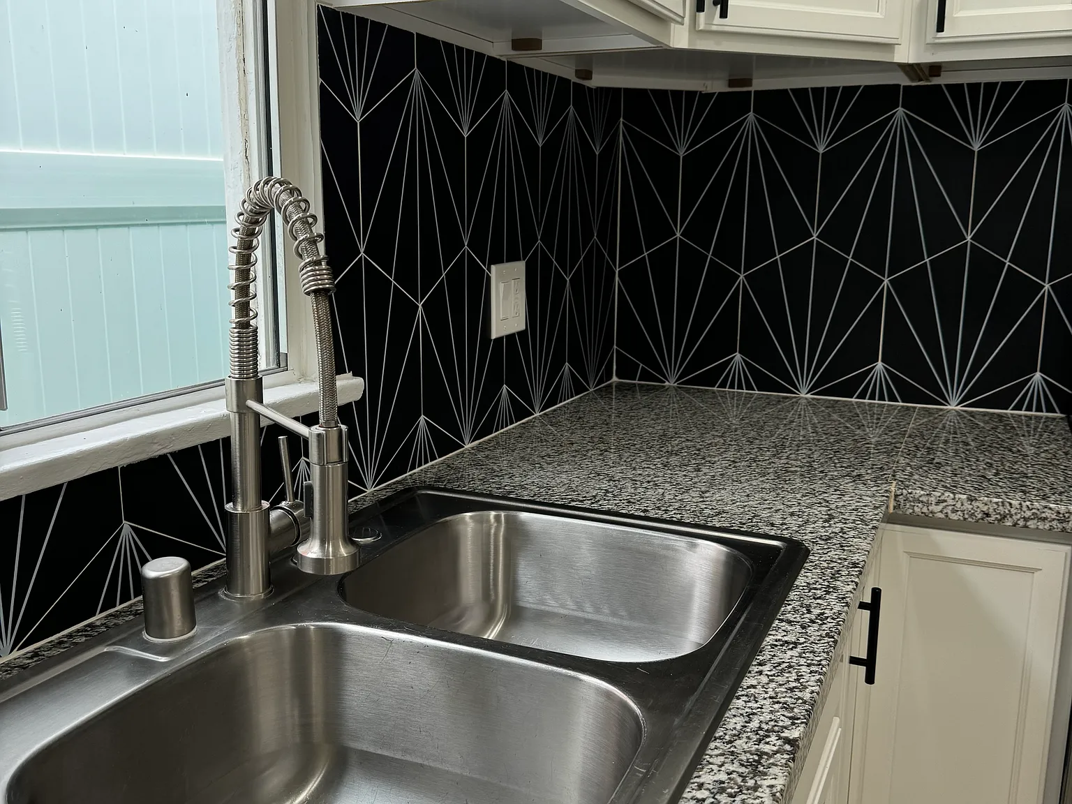 4543 Alumni Ave — Photo 2