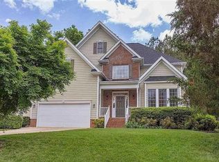 105 Dairy Ct, Chapel Hill, NC 27516