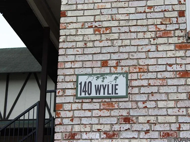 140 Wylie Dr #9 — Photo 11