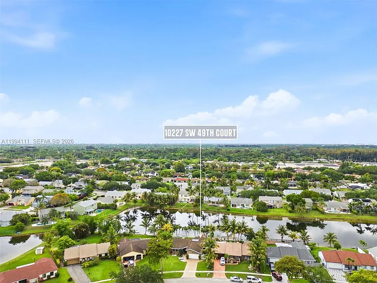 10227 SW 49th Ct — Photo 7