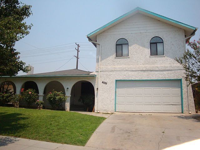 Great Two-Story Home