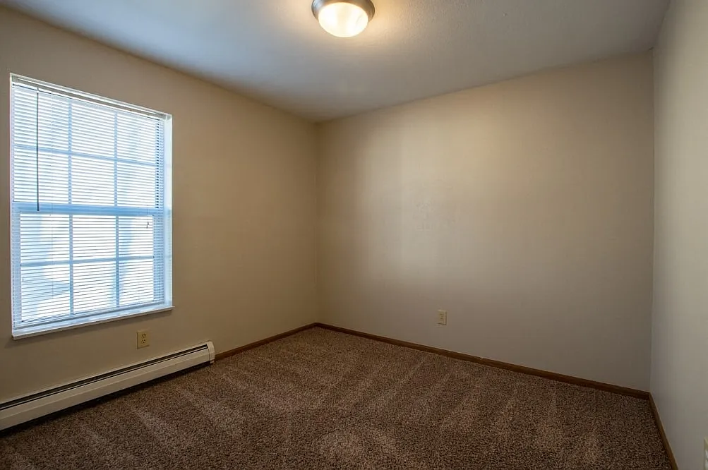 Village Green Apartments — Photo 4