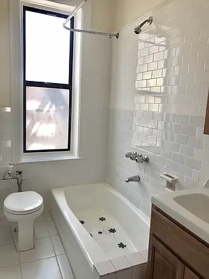 Rented by New York Residence | media 24