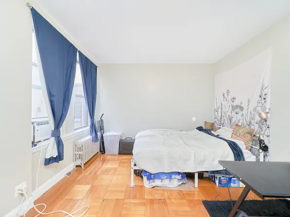 900 Riverside Drive image 1 of 6