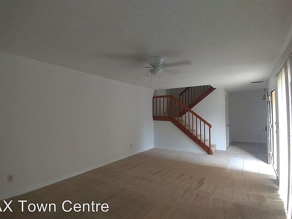 4th image of 5290 Willow Ct #501