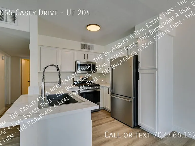 3065 Casey Dr #204 — Photo 27