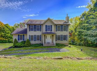 1094 Mountain Rd, Port Jervis, NY 12771