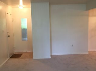 8709 Hayshed Ln #1, Columbia, MD 21045